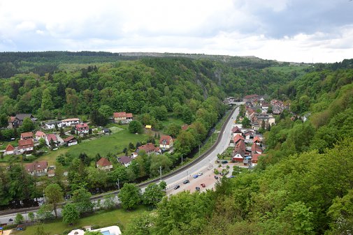 [billede: vy på byen Rübeland]