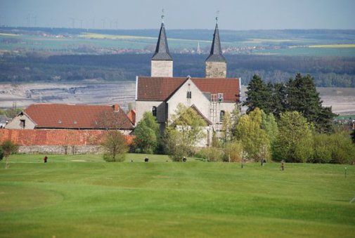 [billede: klostergodsets bygninger, udsigt til landskabet]